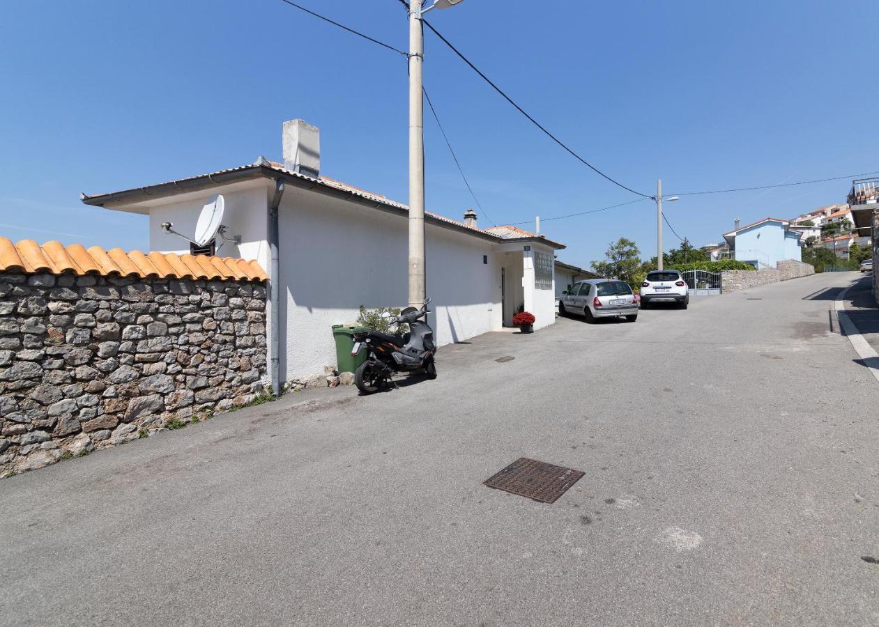 Miro Apartment Senj  Ngoại thất bức ảnh